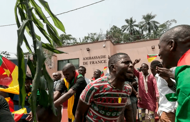 原创1986年非洲杀人湖一夜夺去1700条人命湖水抽干后揪出真凶