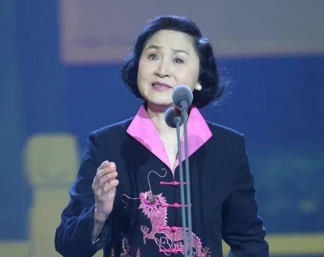 原创姚锡娟真正的朗读者80年代的声音记忆比电影明星丈夫更出