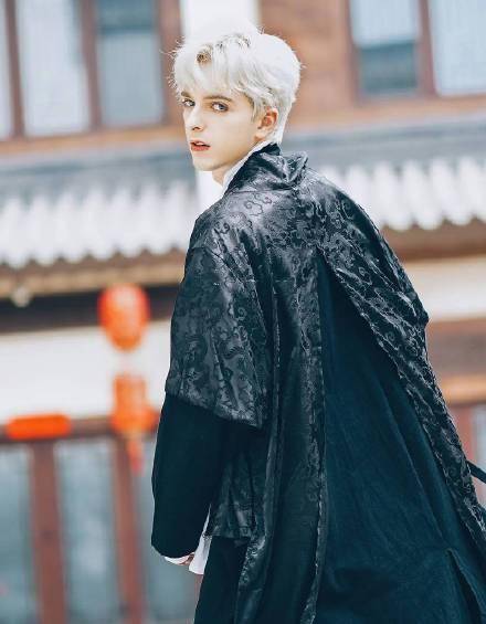 创4选手古装造型比拼:刘宇清秀可人,大卫展示别样风情_张嘉元_汉服