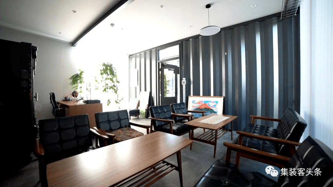 集装箱工作室丨模块化酷感黑风格的商务办公室上海集装客