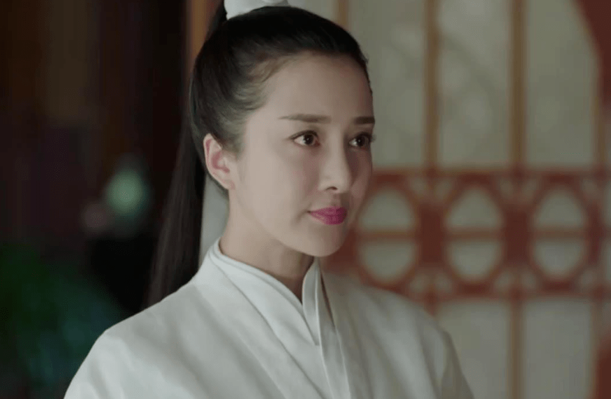 原创李依晓古装第一美人曾被叶璇的狗咬伤恶毒朱曼娘出圈