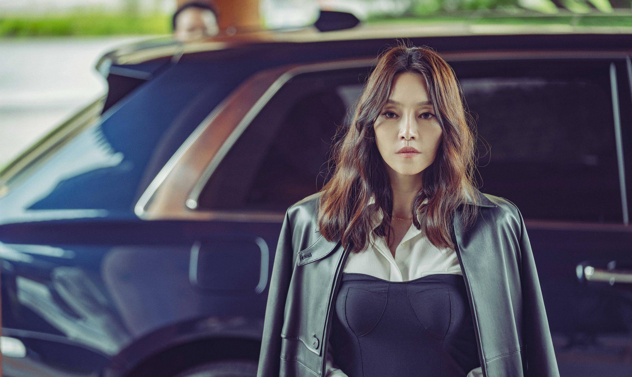 导演对于车智妍表示:「她是位能掌控大场面的优秀演员,非常适合这位