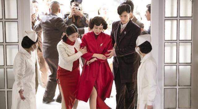 原创马苏的古典美在穿上旗袍后完美诠释了什么是真正的民国名媛