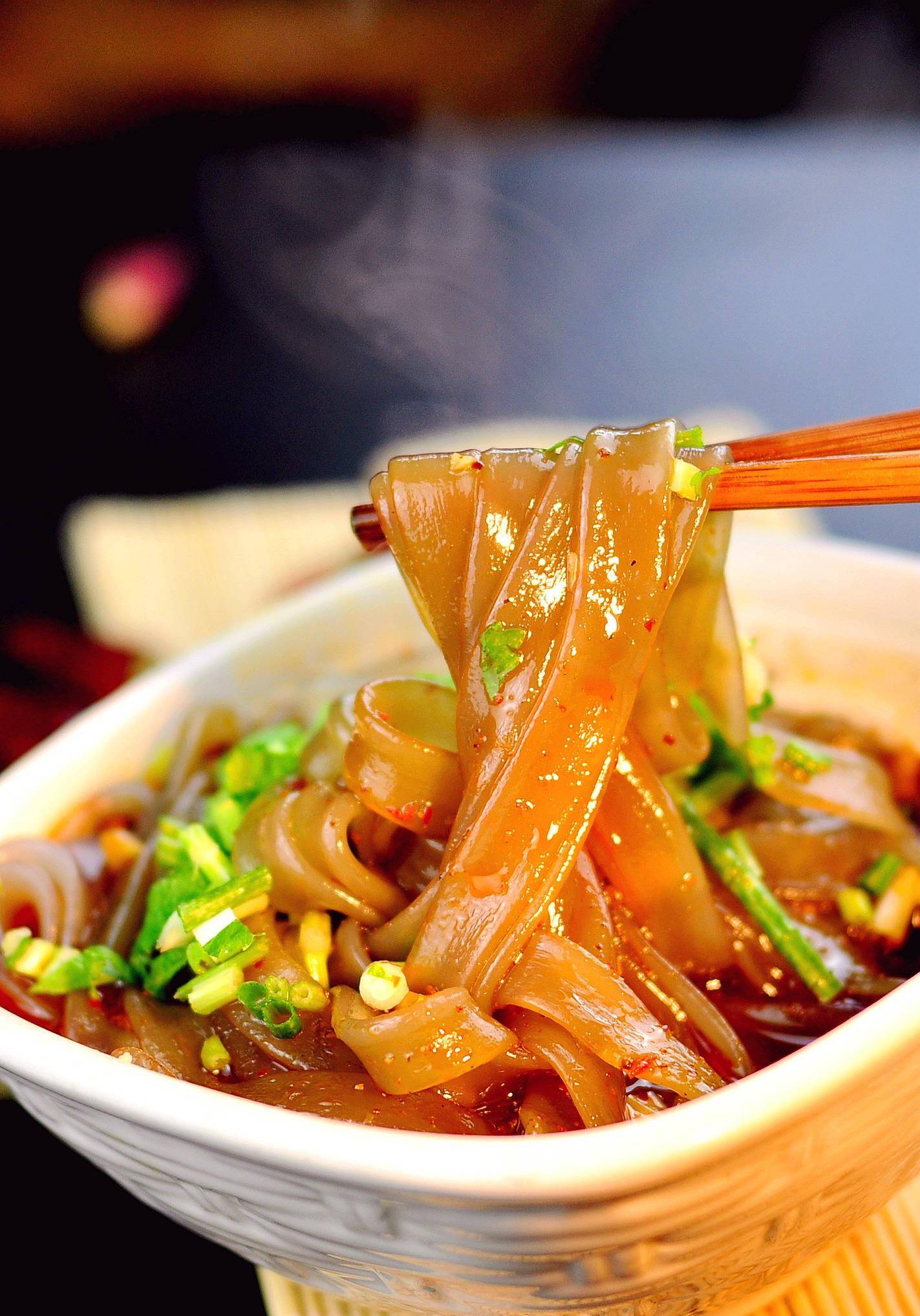 好吃过瘾的老成都火锅粉,火哥教你在家也能自己做