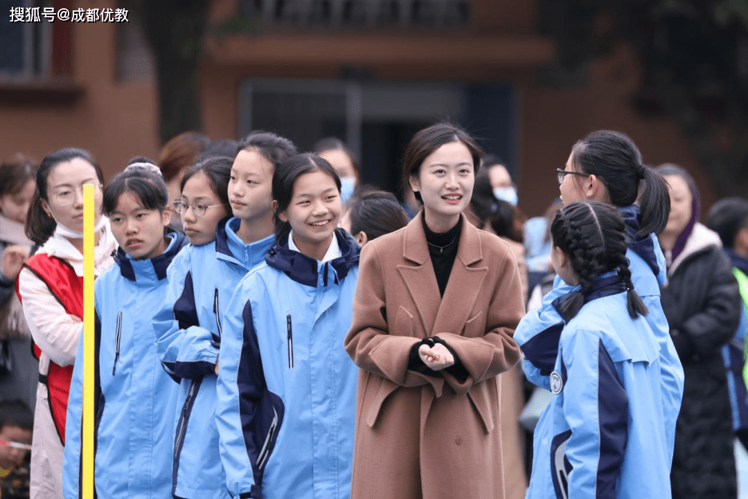 新津成外最强的一点,在于学校的管理制度十分精细,并