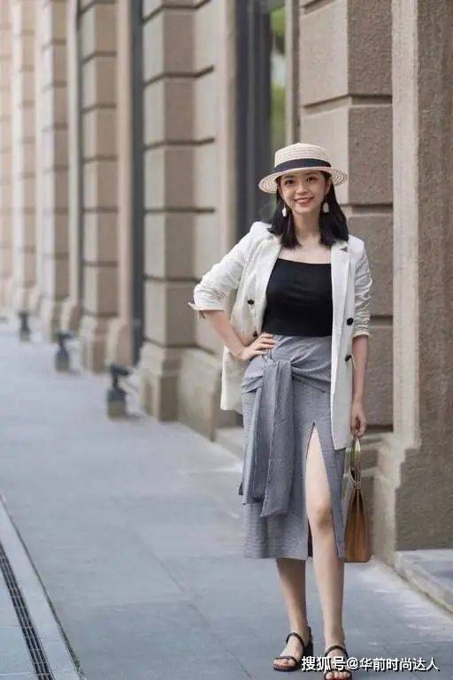 原创三木博主带火了剪刀裙高级显瘦显腿长340岁女人穿很美