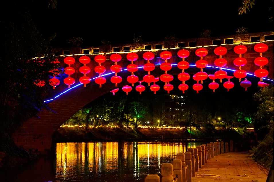 这个夏天最美好的模样柳江古镇都能给你