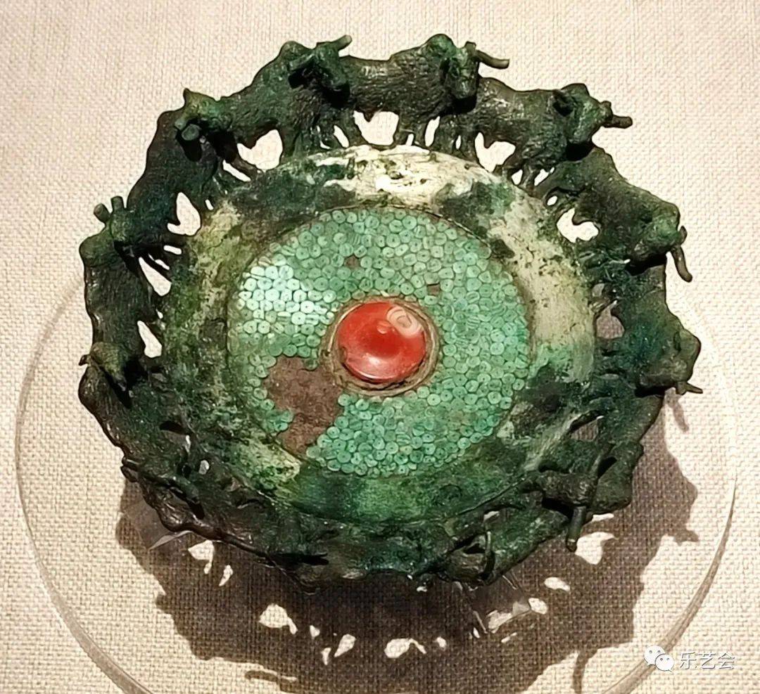 多彩扣饰:花脚大仙分享《谜踪之国——云南古滇国青铜文化展》之四