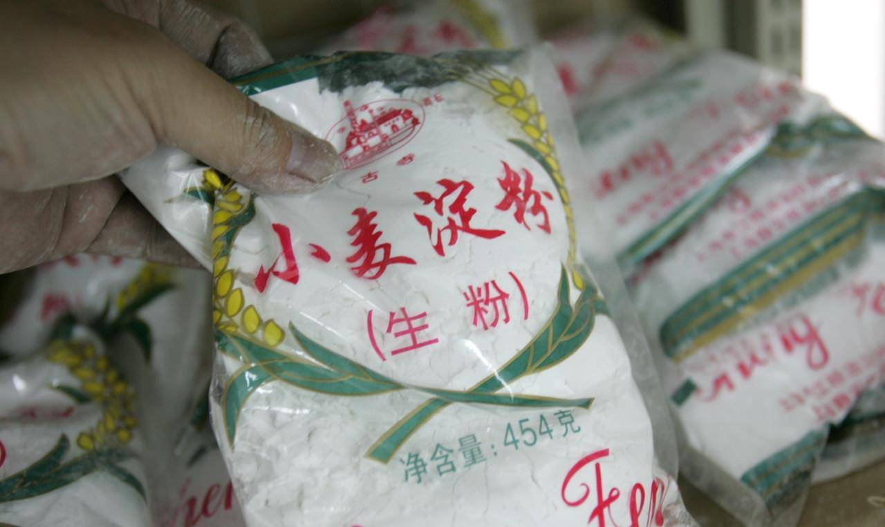 如果是这这样的美食,放生粉就是要保护排骨的嫩度和口感,甚至放了生粉