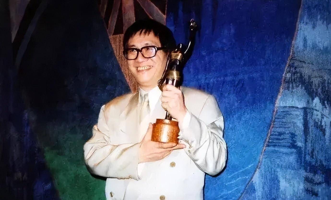 鬼才黄霑,拳打李小龙挑衅成龙,纵横乐坛36年无人超越_徐克_一生_乔羽