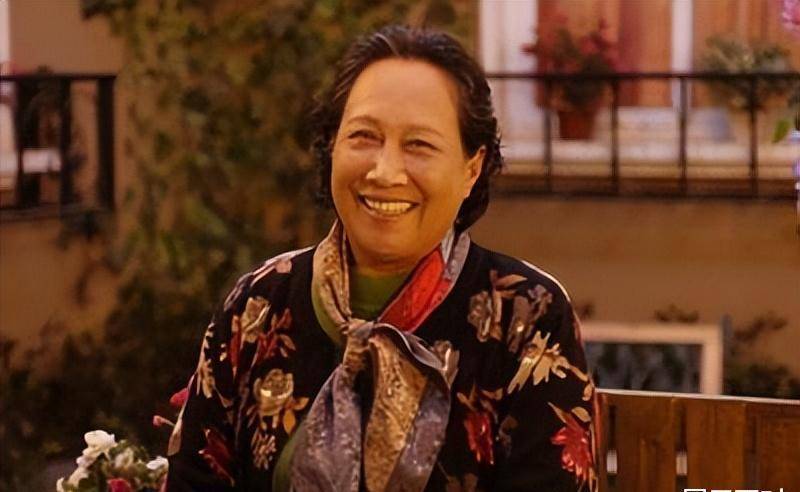 孙桂田立遗嘱换孝顺两婚两离净身出户儿女因亿万房产与她决裂