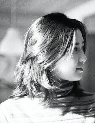 99年美女写得一手雄强的魏碑,庄重典雅,厚重大气,笔