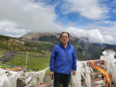 把初心镌刻在雪域高原记天津医疗援藏队员赵耕