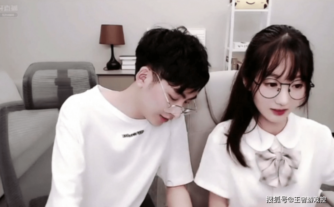 瓜妹发博支持乃丸赶紧远离渣男赖神心态崩了咋还是放不下