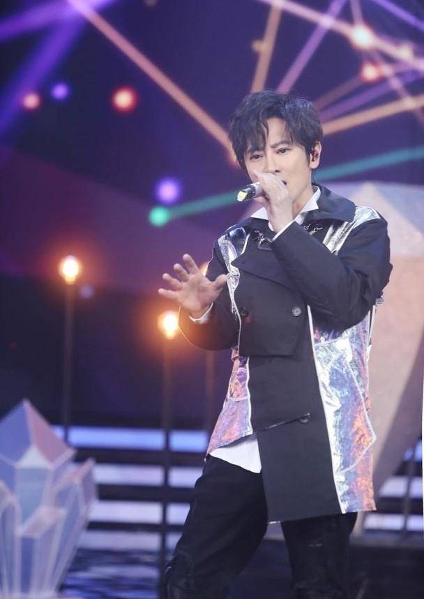 原创年轻时他长这样47岁孙耀威颜值依然在线还是你心中的王子吗