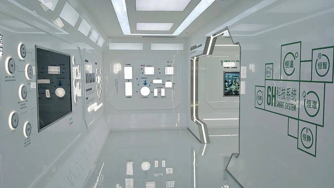 智汀国际拥抱科技展望未来太空舱展厅再为中铁添彩