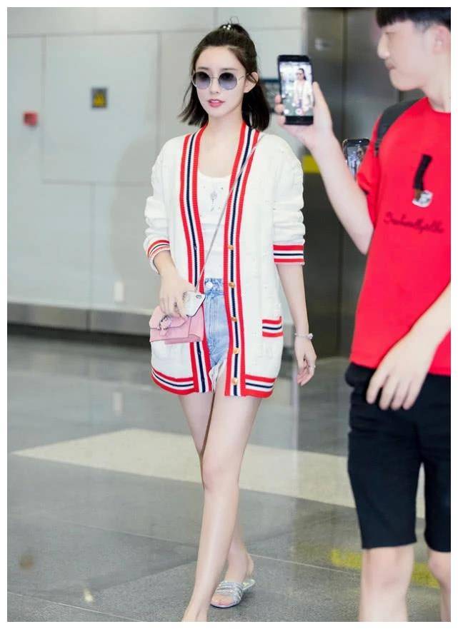 有种自信叫孟子义穿5cm高跟鞋,看到腿长后,终于信她1米7!