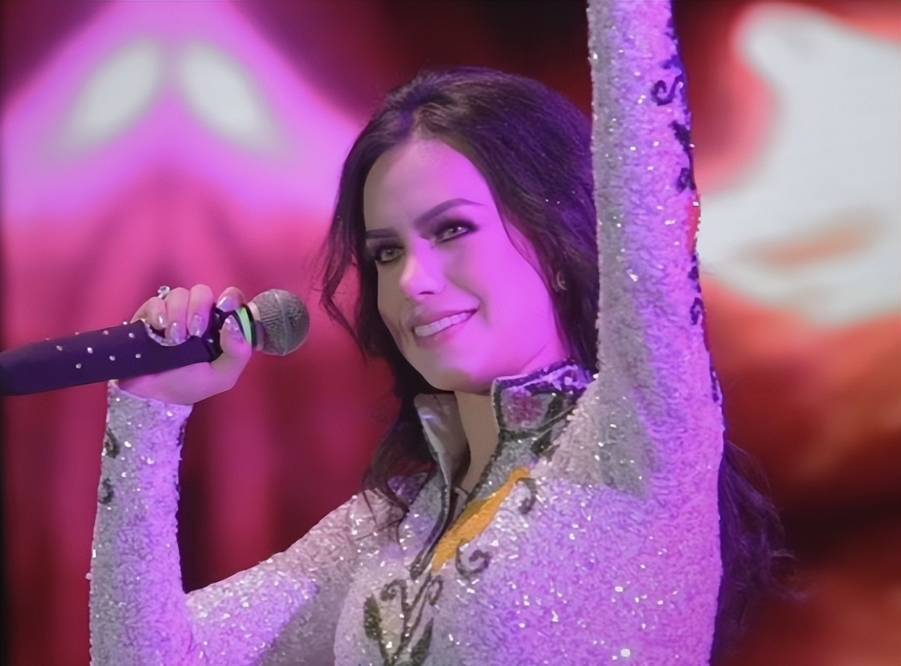 原创21岁女歌手lydia被79岁老公枪杀现场曝光