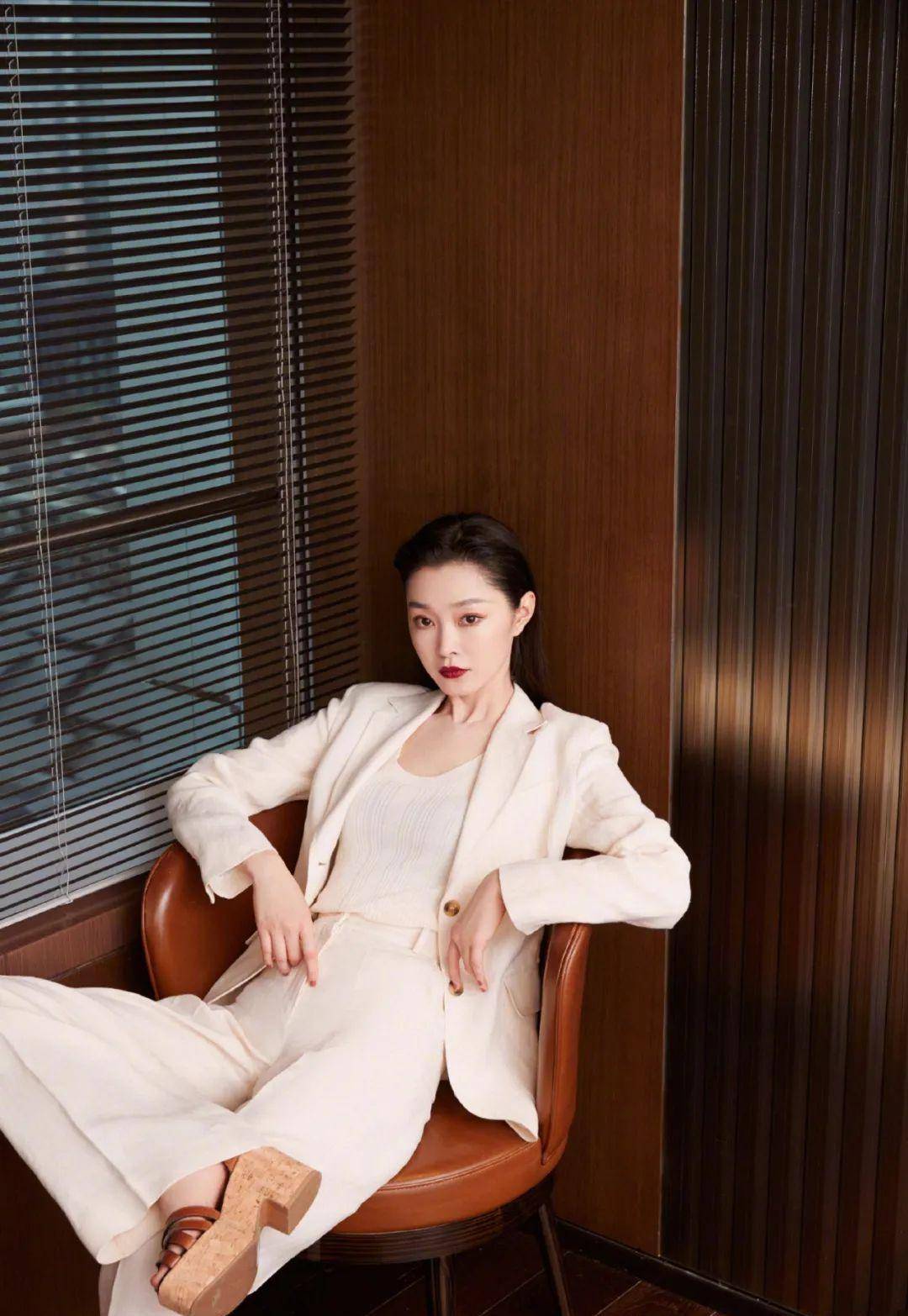 原创清新优雅霸总三种不同气质宋轶的三套不同穿搭