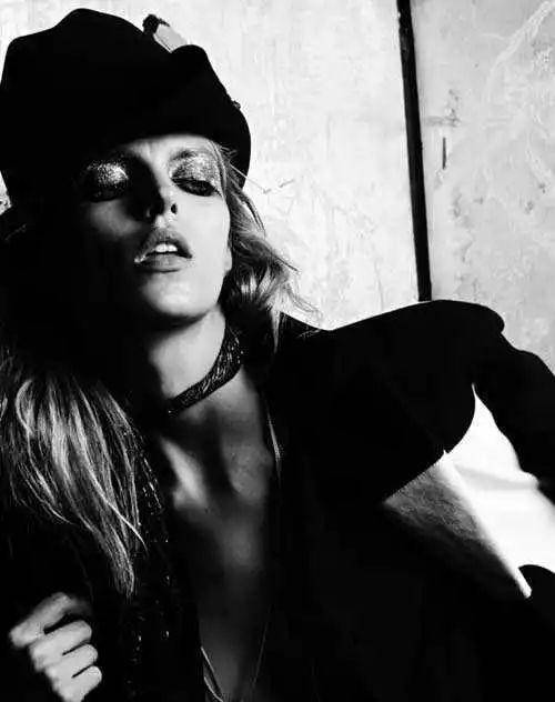 气场两米八的波兰超模anjarubik_公子_训练_锻炼