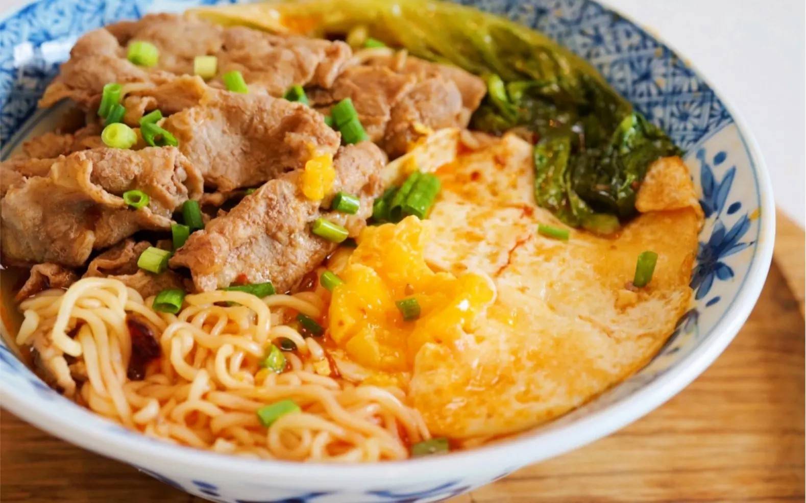 原创原来麻酱肥牛拌面这样做更美味简单一拌好吃到爆全家抢着吃