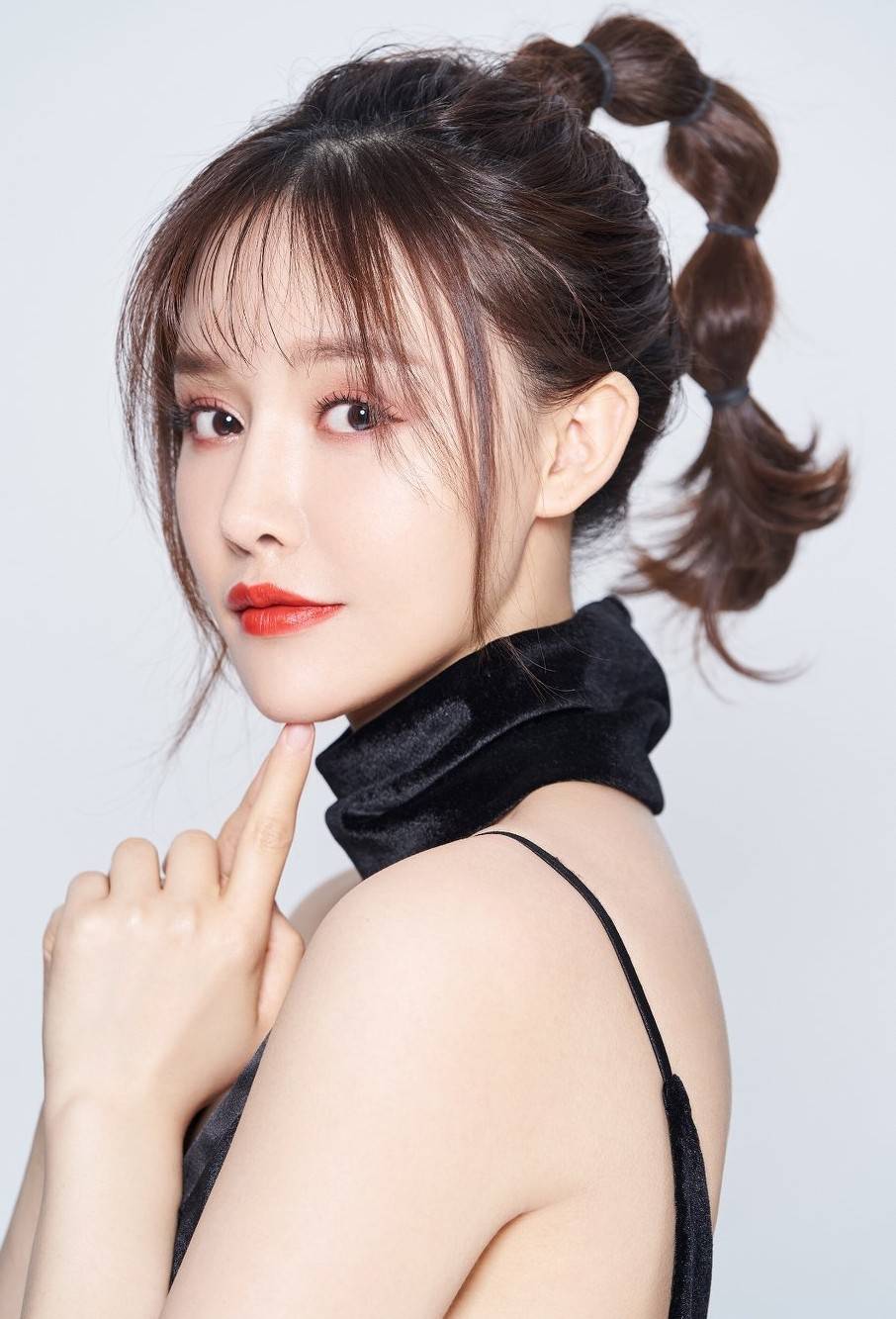 交友需谨慎演员高溜经朋友介绍整容后鼻子坏死毁容失去工作