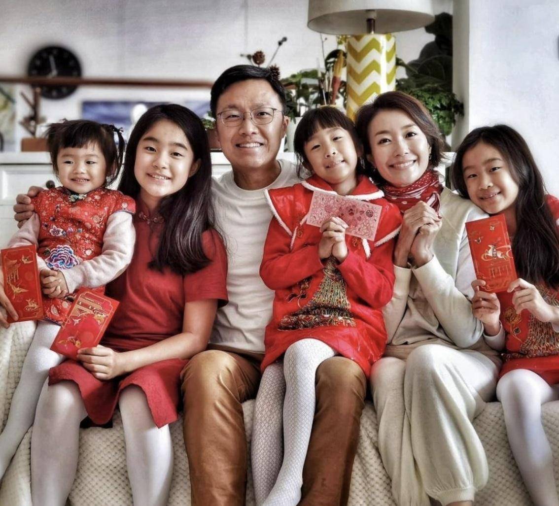 原创45岁tvb前艺人张新悦分享13年夫妻恩爱秘诀家庭永远第一位