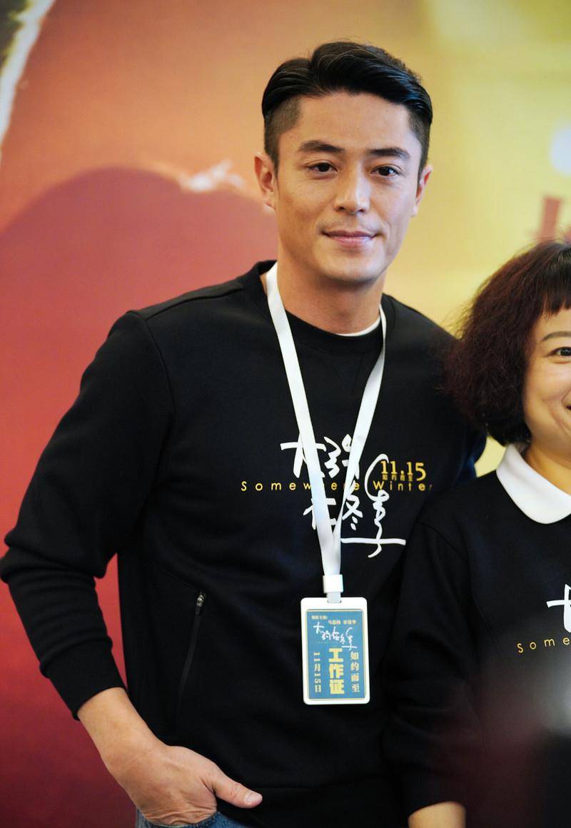 霍建华近照曝光,满脸皱纹面容憔悴,被网友调侃撞脸赵本山_林心如_时候