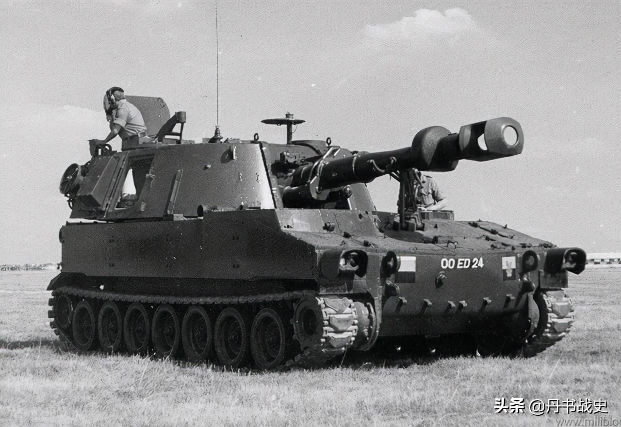 m52自行火炮图片