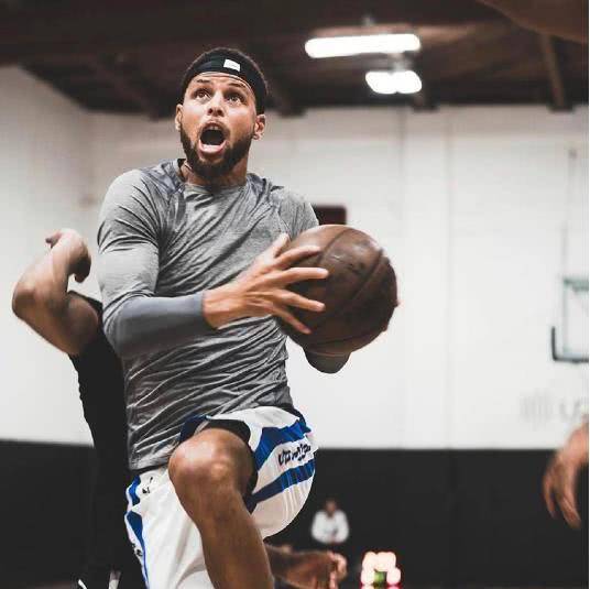 库里维度变大,哈登腹肌吸睛!_赛季_1_火箭