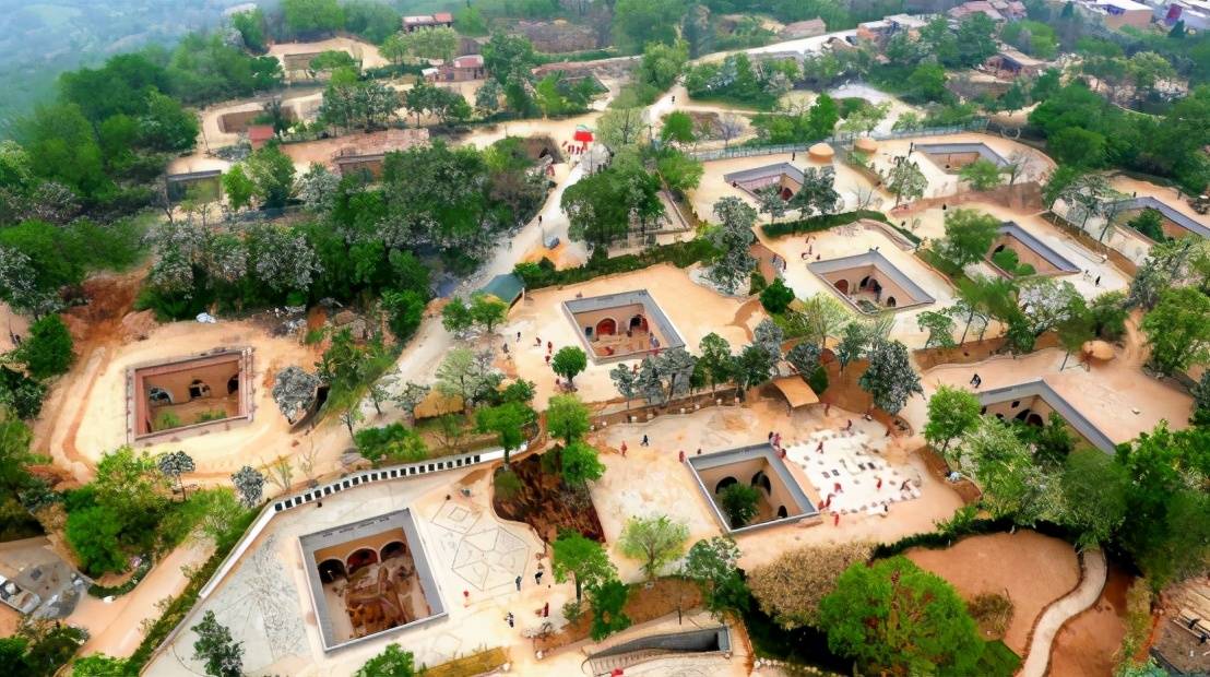 中国真有“地下城”？距今已有4000年历史，只见地面不见房