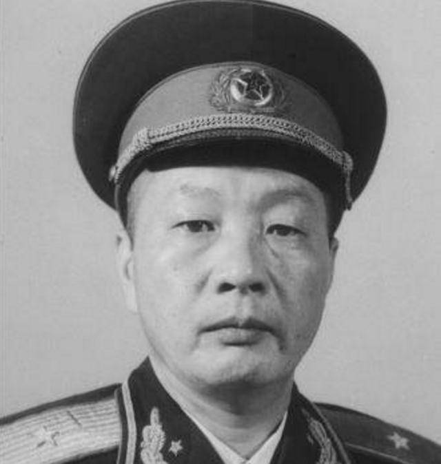 八路军的王牌旅,旅长当大军区司令,政治部主任还当了省委书记_梁兴初