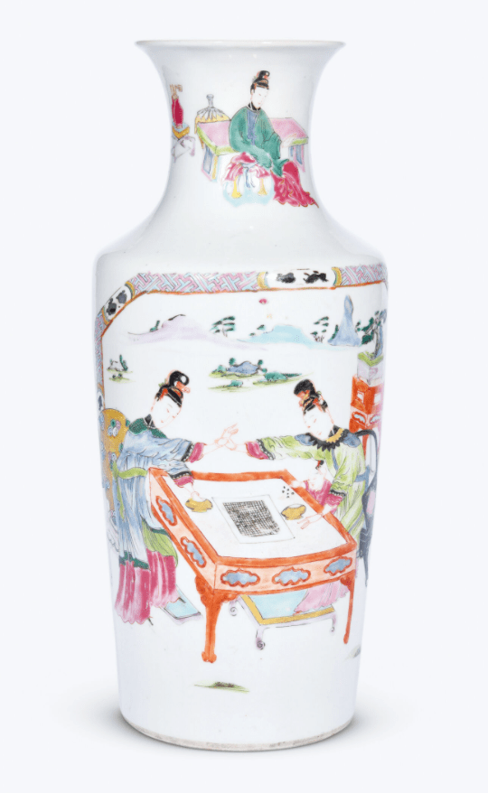 中国骨董　青花人物棒槌瓶　清時代 A blue and white 'landscape' rouleau vase, Qing dynasty