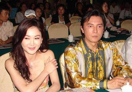 尊龙和温碧霞在《康熙5》合作2012年,范冰冰版《杨贵妃》开拍,国外的