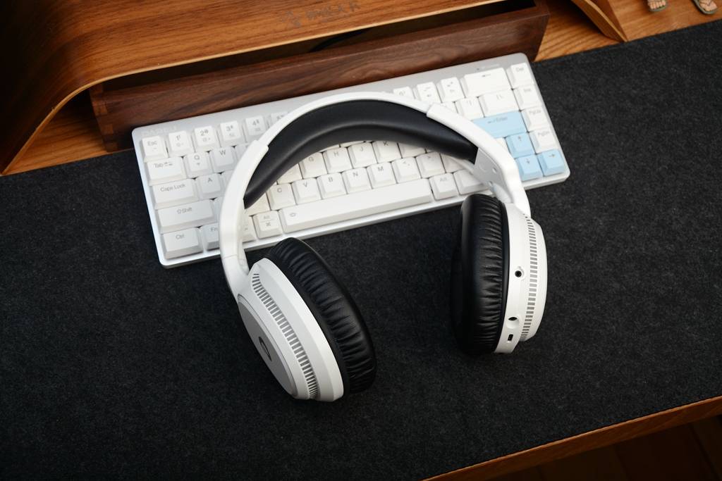 达尔优家族的颜值担当,A710 5.8G无线耳机开箱体验