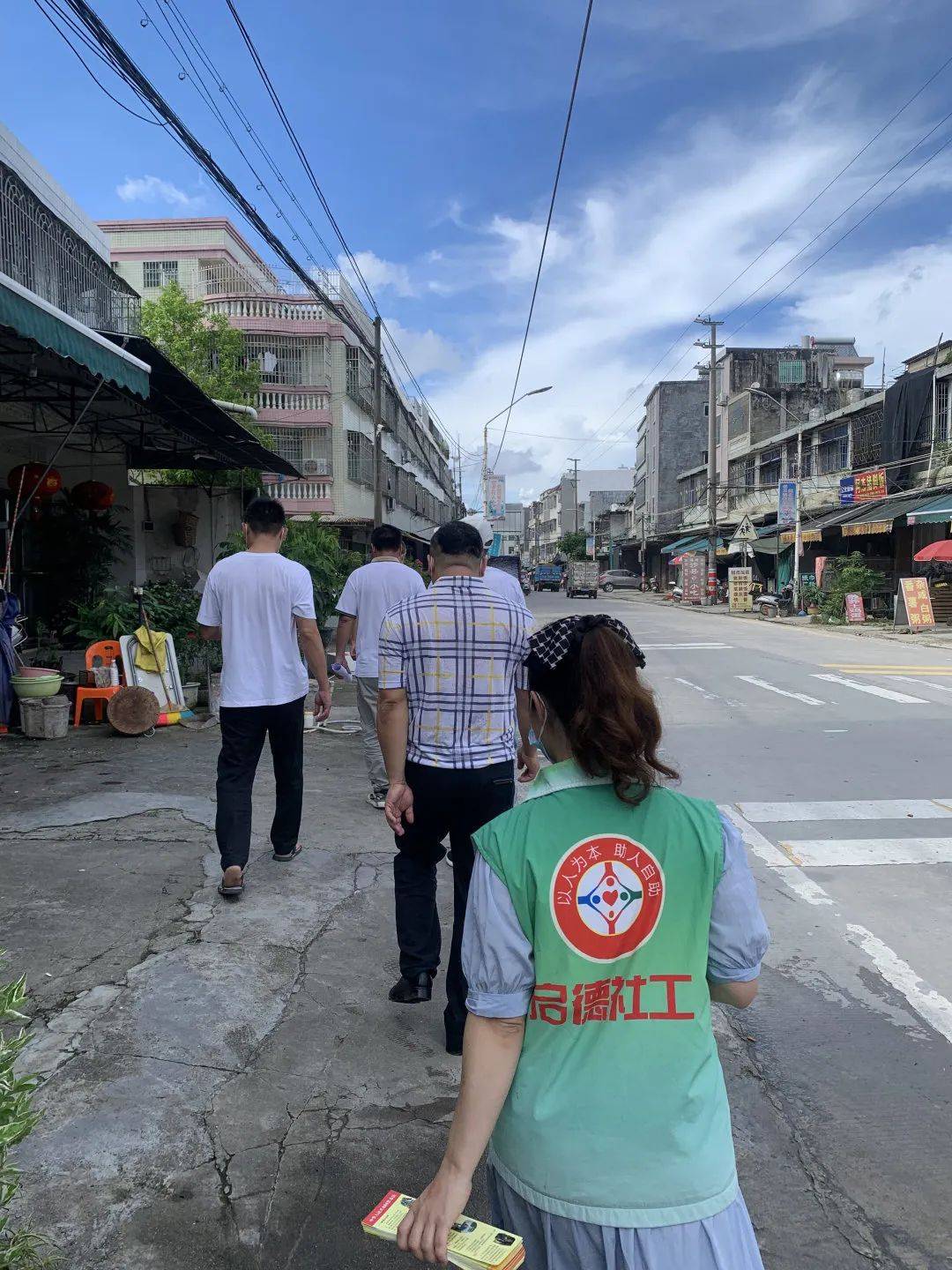 高堂镇开展二类精神药品专项检查助推禁毒整治行动