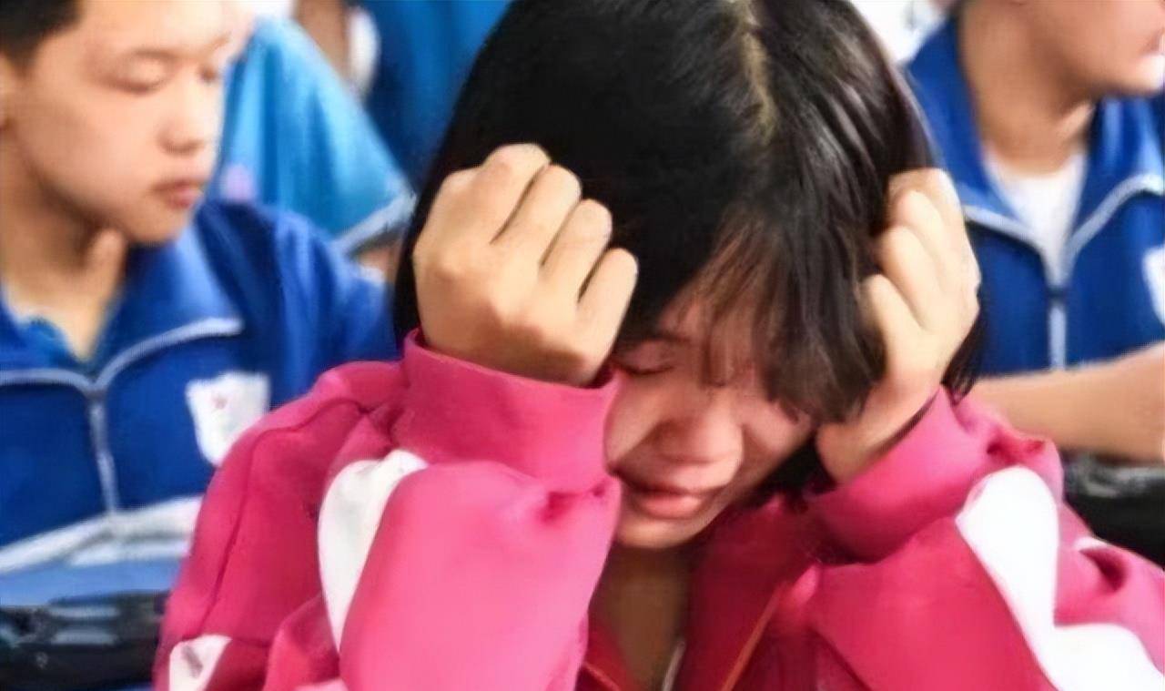 毒杀7名室友,调查后发现另有隐情_刘珊珊_孙亚宇_朋友