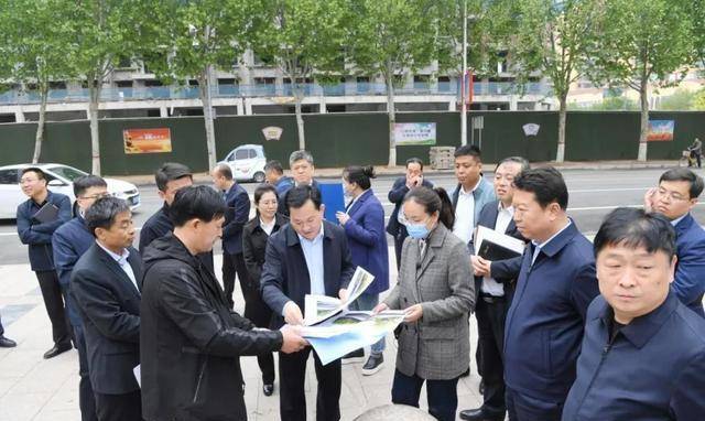 强延峰徒步调研公园广场改造提升工作_进行_成安_需求