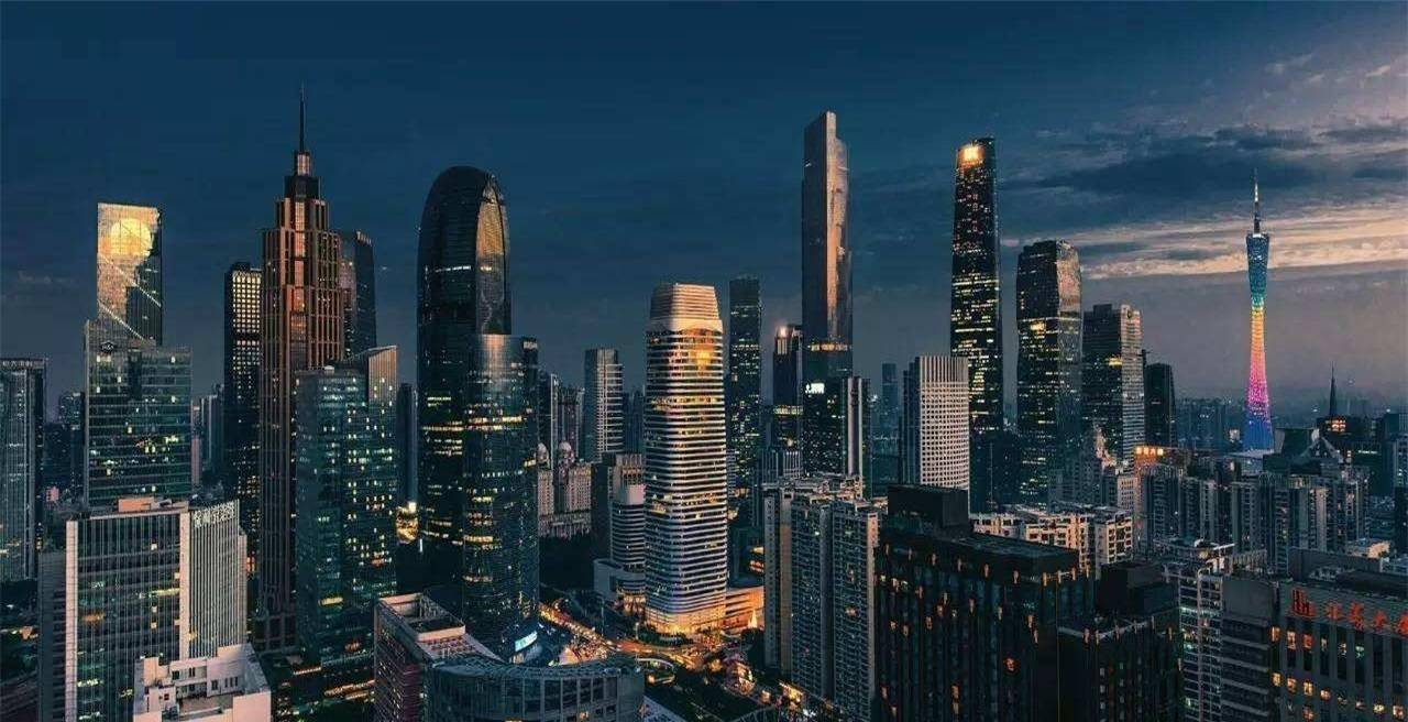 惠州一座旅游资源丰富的县城，交通建设较为完善，与东莞隔江相望