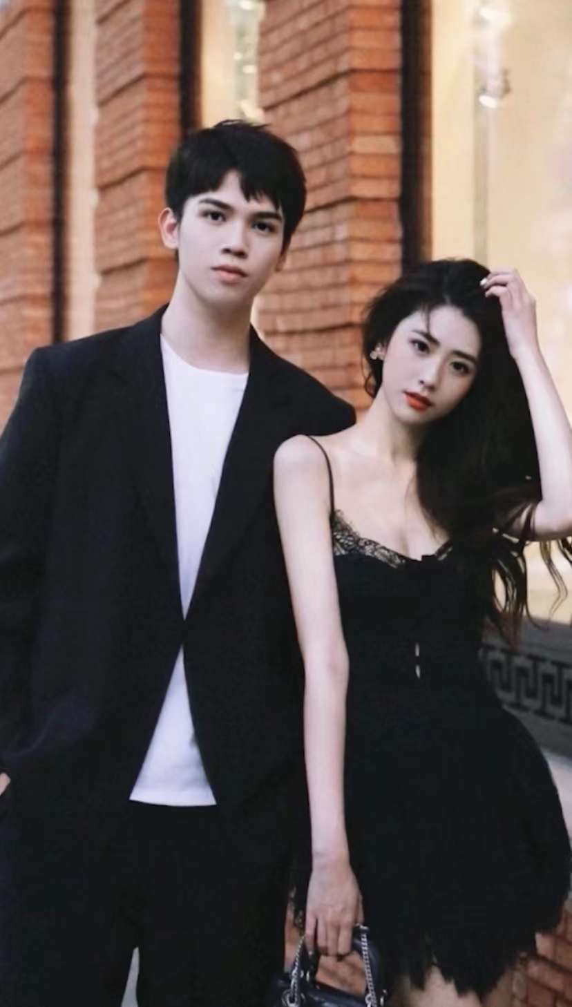 派伟俊周杰伦最帅伴唱好兄弟的跨界时尚新体验