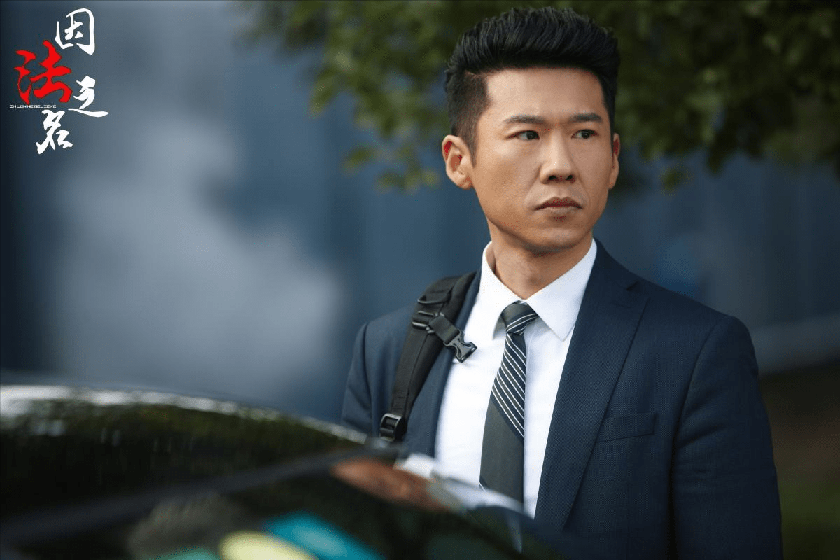 “星二代”王骁:国外留学的高材生,27岁转行当演员,39岁终走红_角色_形象_演技