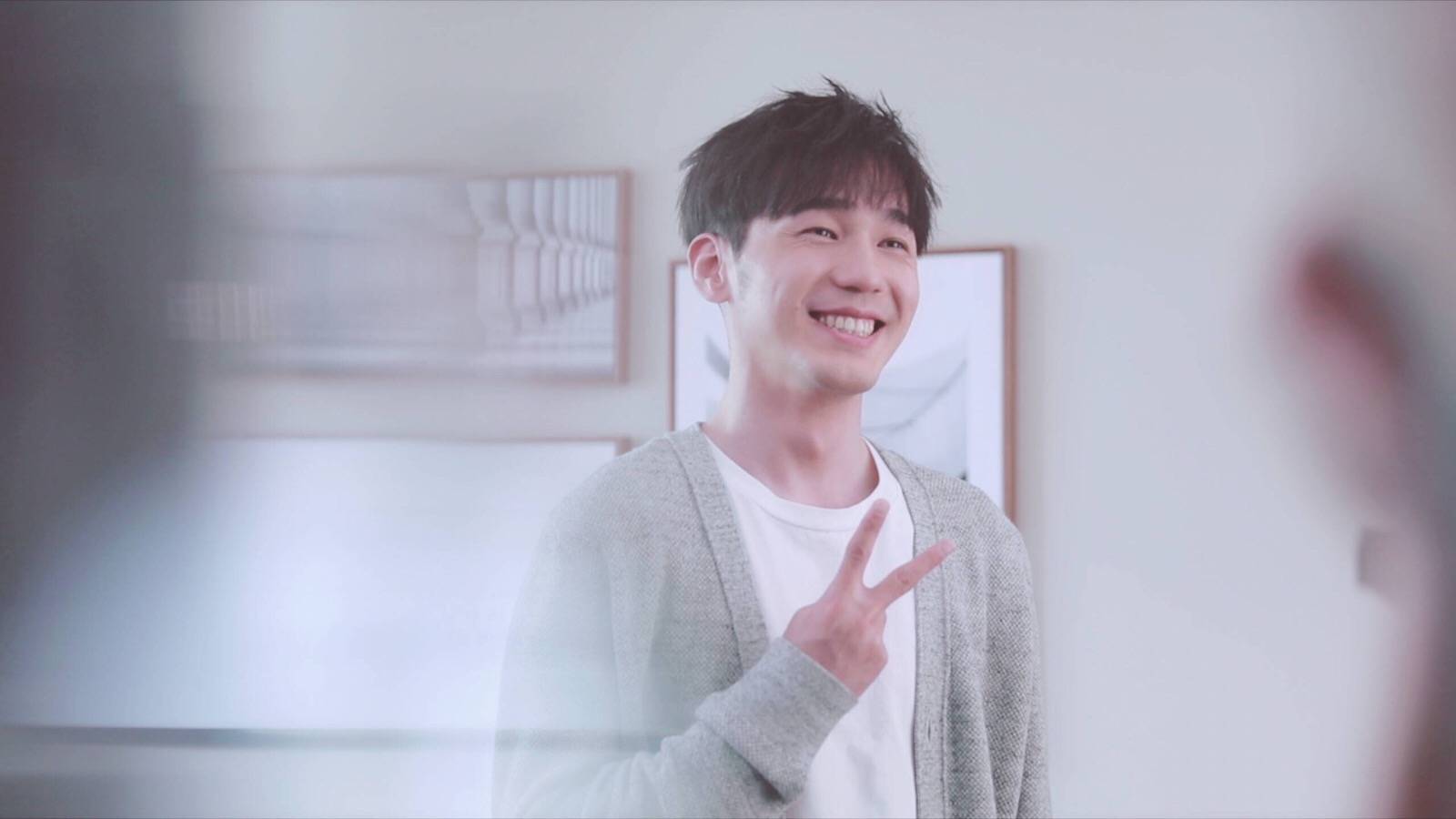 娱乐点评:肖战,李一桐,白宇,王源,周洁琼,孔雪儿_任豪_演技派_工作