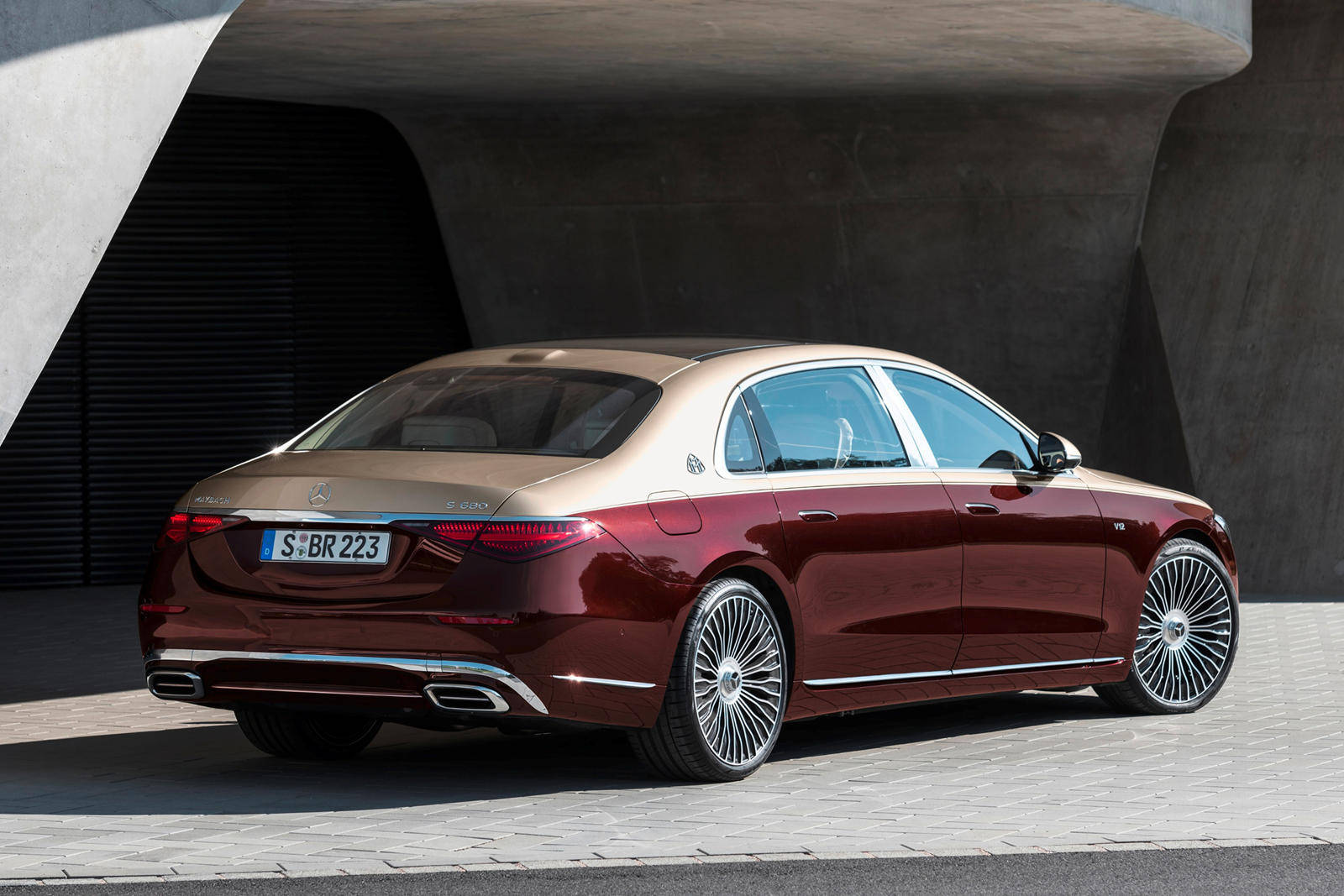 超300万人民币,搭载v12的奔驰,迈巴赫s 680官图解析_搜狐汽车_搜狐网