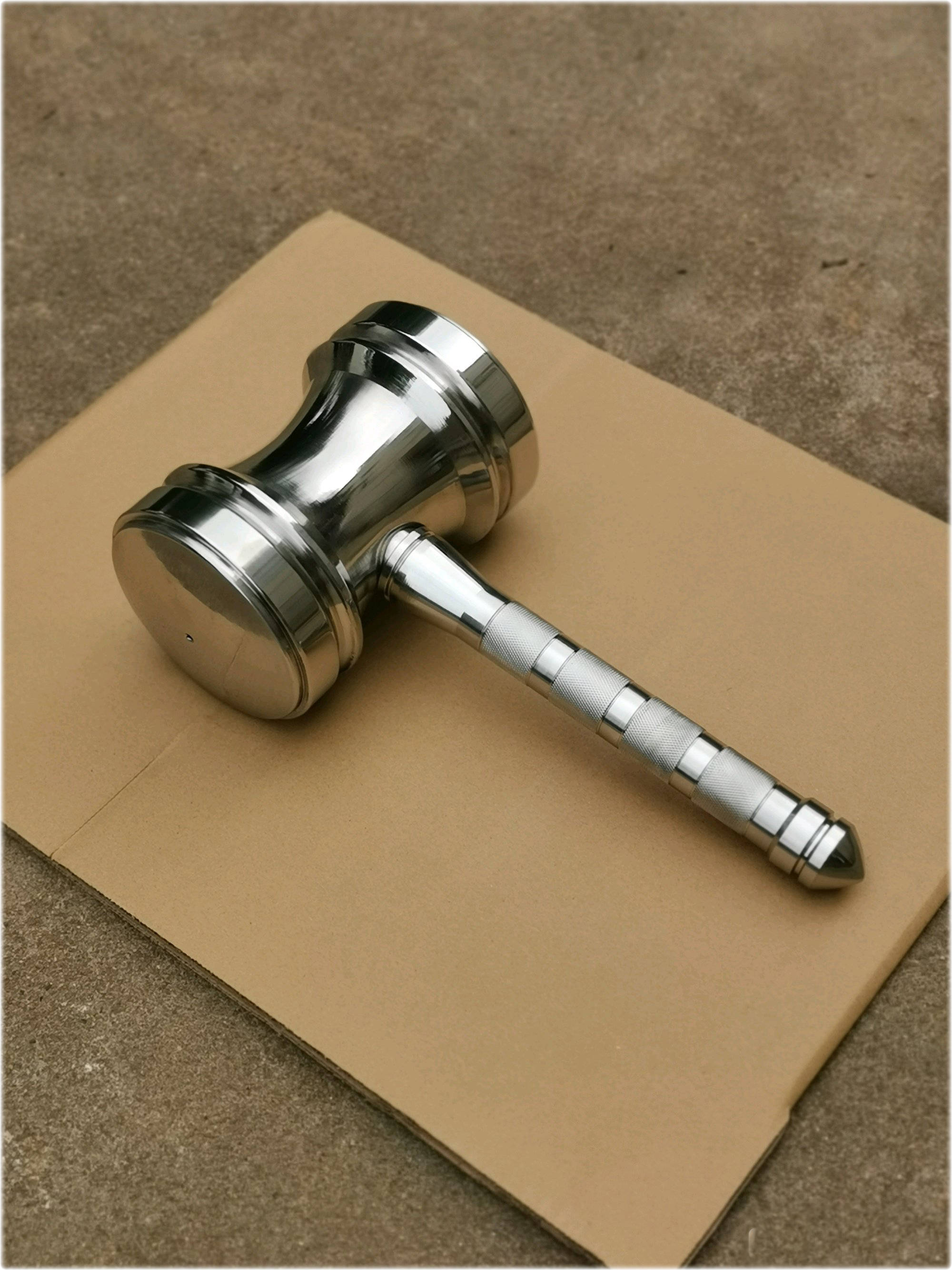 斗罗大陆:粉丝自己动手制作昊天锤,网友:这确定不是拍卖锤?