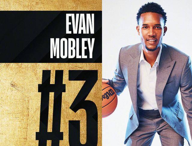 骑士方面,探花埃文-莫布里得到12分5篮板3封盖,艾萨克-奥科罗得到17分