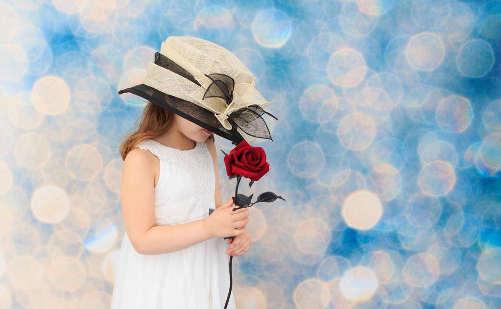 被男孩子捧在手心里的女生是什么样的爱情的酸臭味令人嫉妒_生活_工作