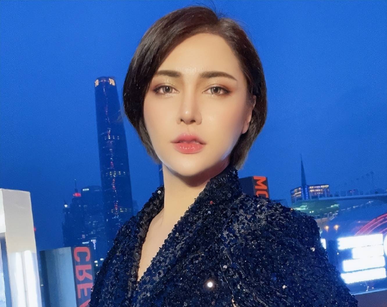 原创辛巴徒弟时大漂亮吐槽部分测评博主直言你们那是毁衣服