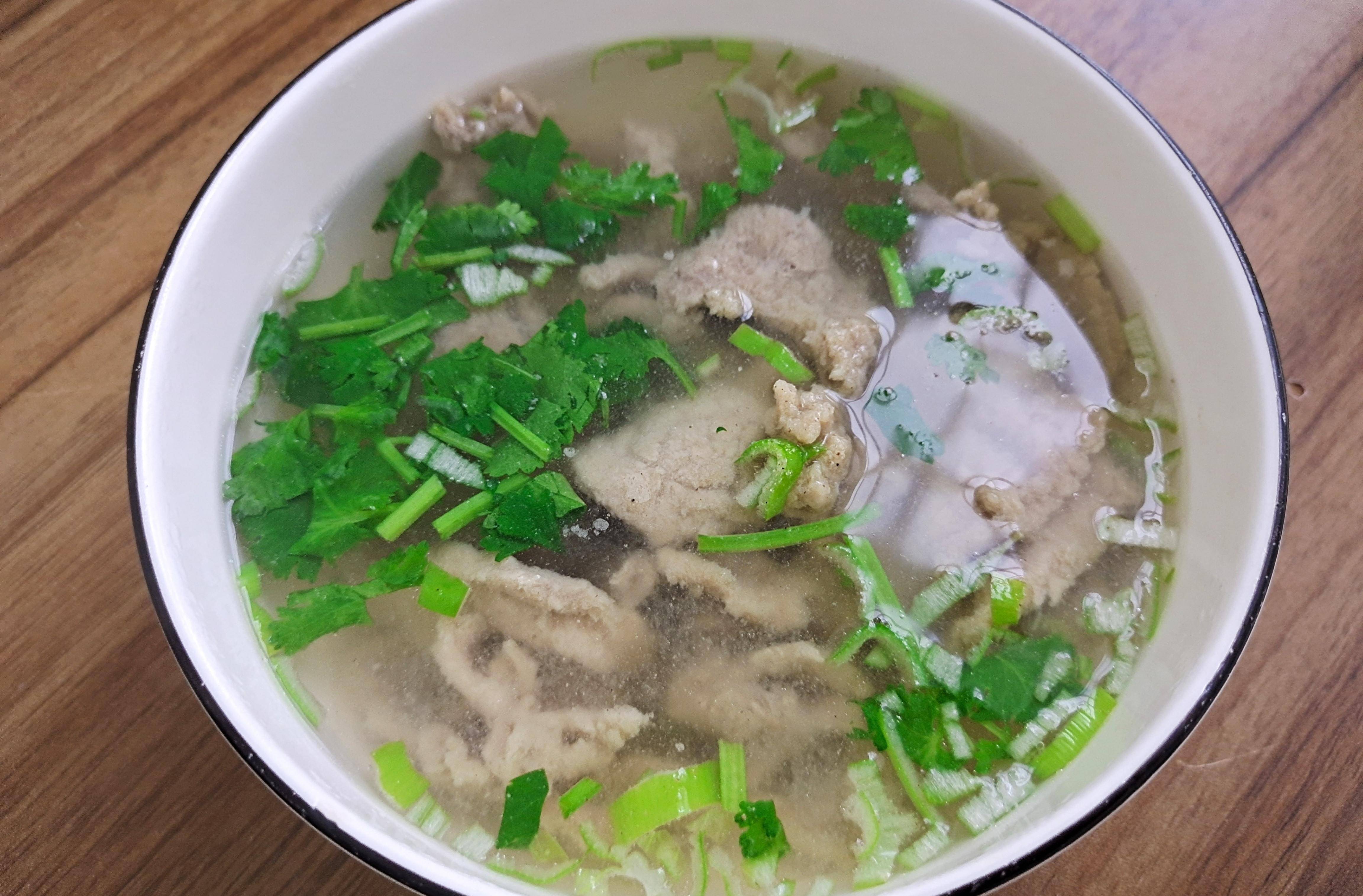 煮牛肉汤牛肉太老咬不动?