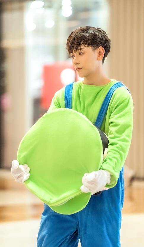原创龙一你要怎样正式开播邱赫南被观众直呼内娱宝藏
