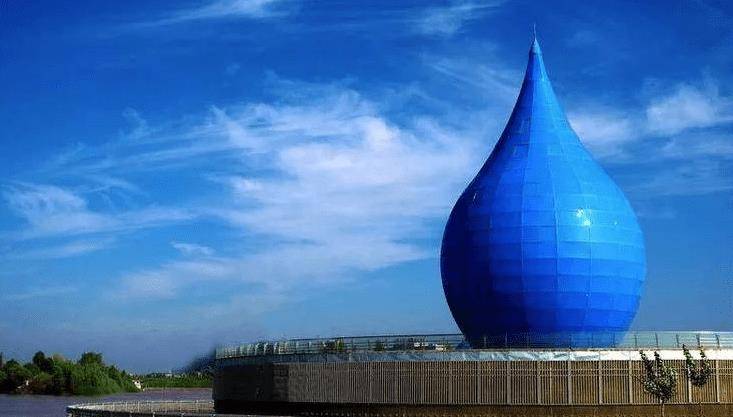 我国最为独特的博物馆，坐落于黄河岸边，可以各种角度观看黄河